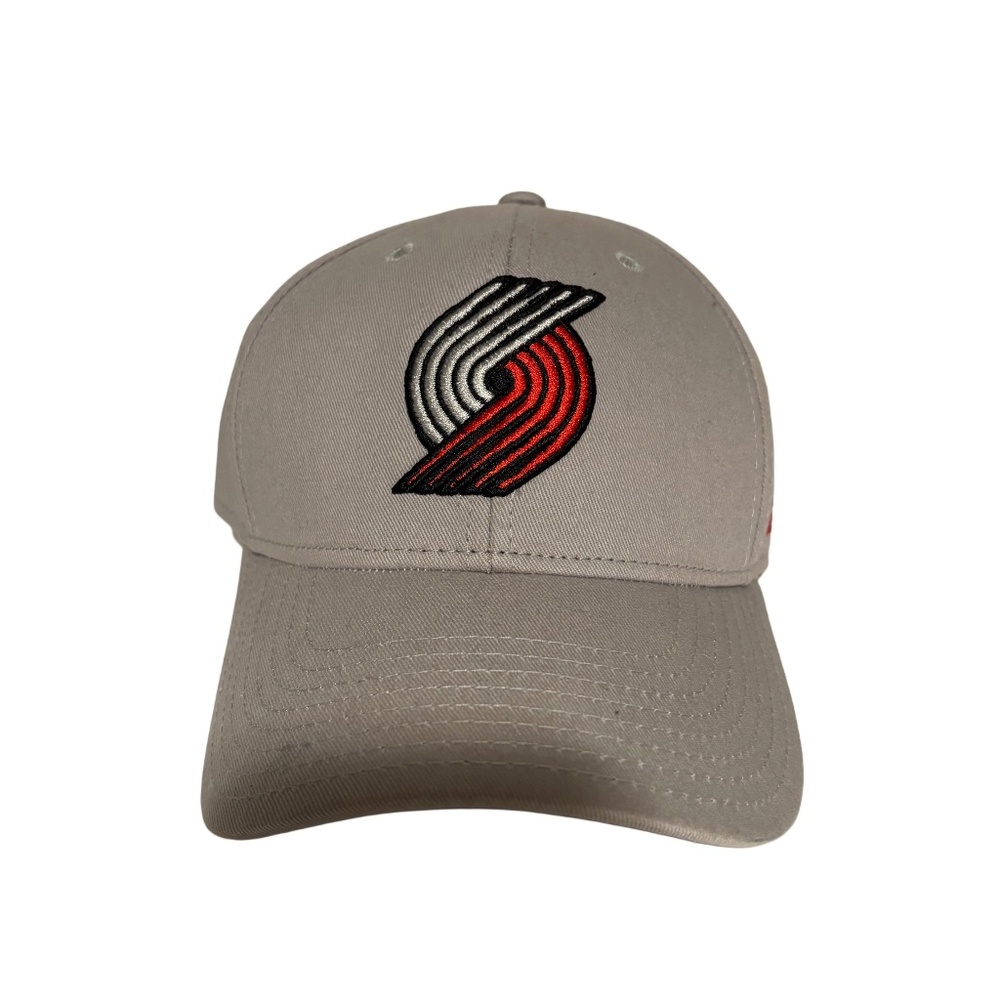 Unisex Adult Adidas NBA Portland Trail Blazers Pinwheel Adjustable Cap Grey